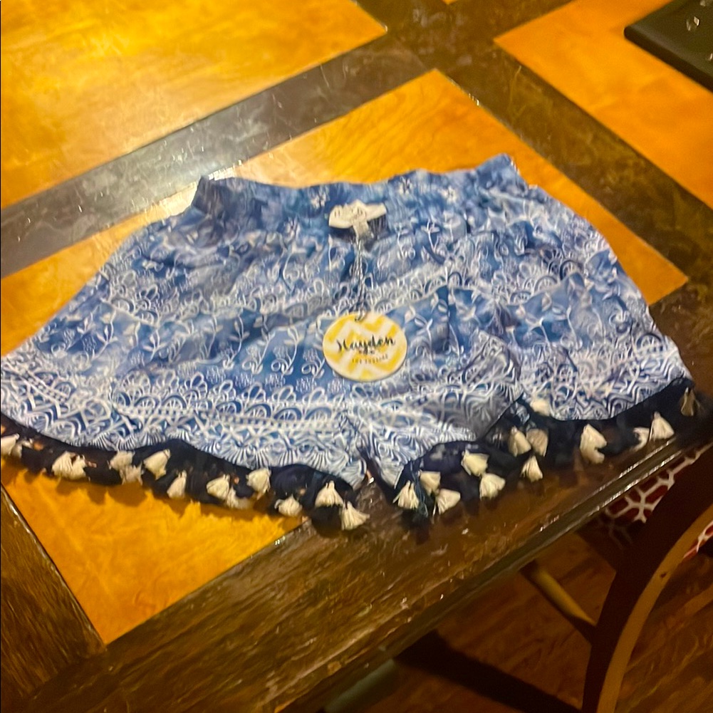 Hayden, Los Angeles Blue Tropical Shorts With Tassels, Size S